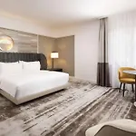 Hilton Hotel *
